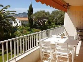 Hotel Le Mont Joyeux - Juan-les-pins, 1 Bedroom, 4 Persons
