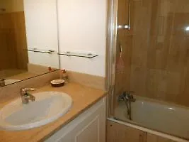 Hotel Le Mont Joyeux - Juan-les-pins, 1 Bedroom, 4 Persons *
